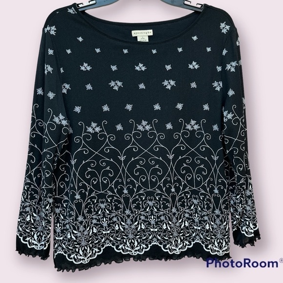 Apostrophe 3/4 sleeve floral blouse Black with white pattern & lettuce hem/cuff - Picture 1 of 6